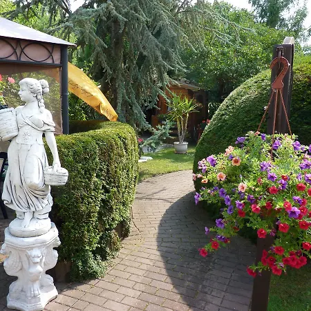 Hotel Am Berg 3*