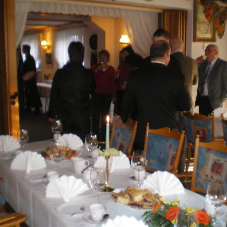 Hotel Am Berg 3*