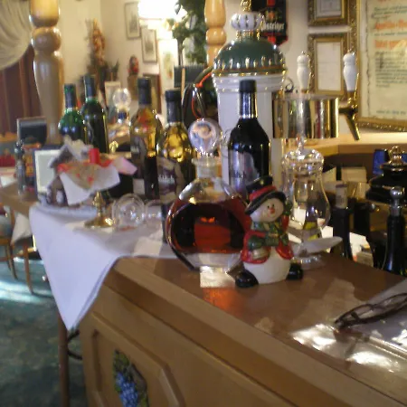 Am Berg Hotel 3*